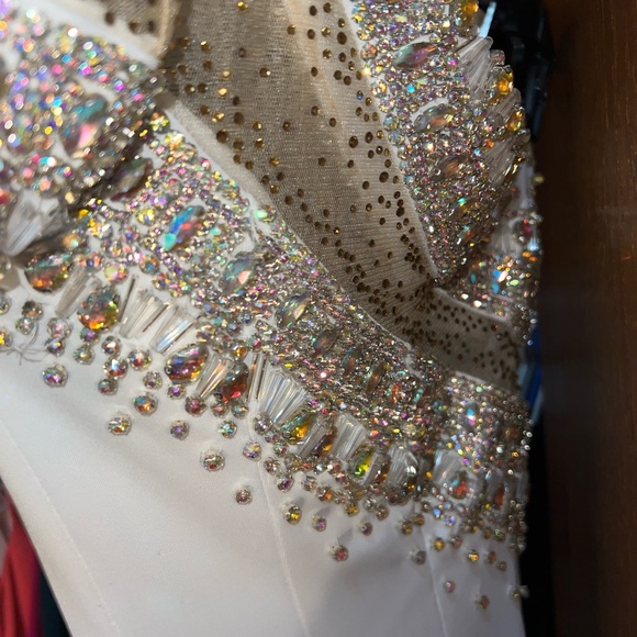 Johnathan Kayne One-Shoulder White Dress - Picture 10 of 10